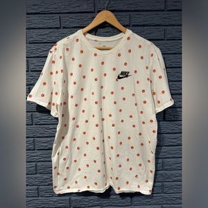 Nike SB Dunk Athletic T-Shirt Men's XL Smiley Face Swoosh Logo Cotton Tee New